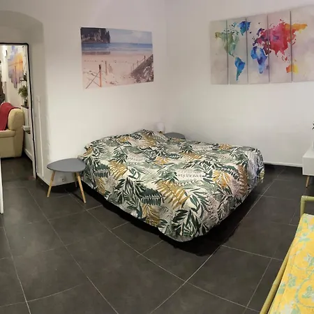 Situee Place Du Marche Bastia (Corsica)